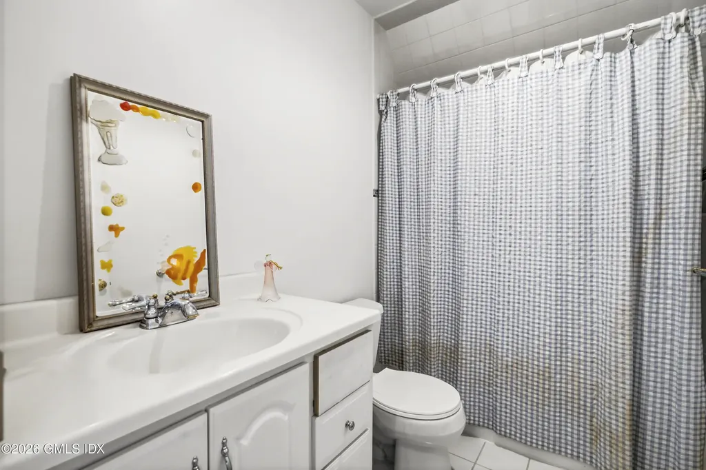 3 Carriage Road Cos Cob CT 06807