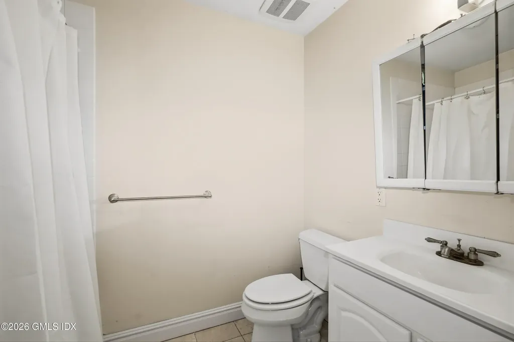 3 Carriage Road Cos Cob CT 06807