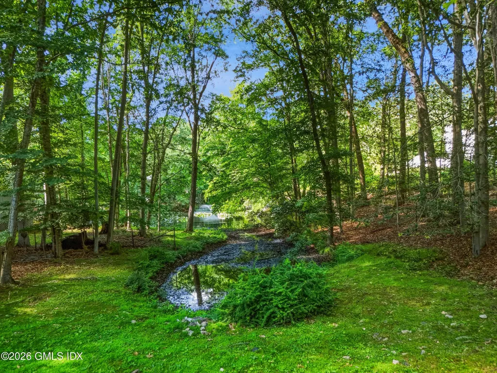 3 Carriage Road Cos Cob CT 06807