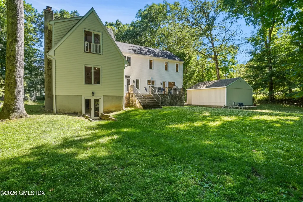 3 Carriage Road Cos Cob CT 06807