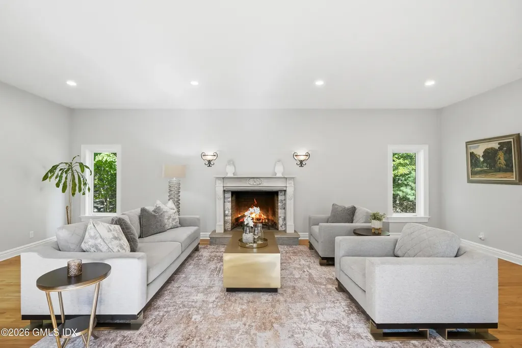 3 Carriage Road Cos Cob CT 06807