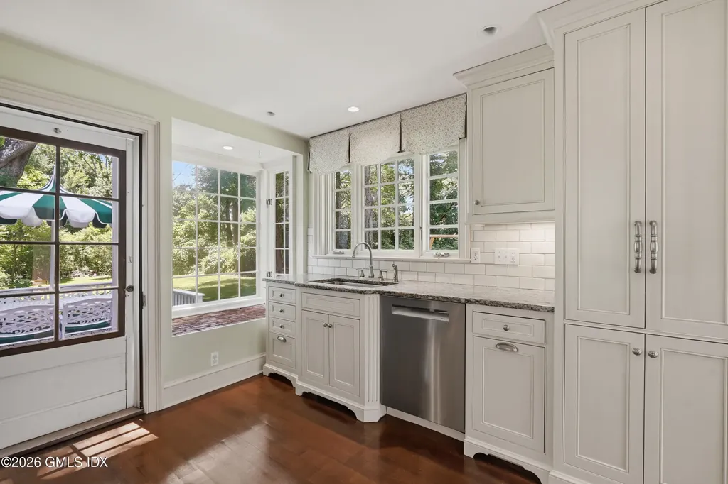 137 Sturges Ridge Road Wilton CT 06897