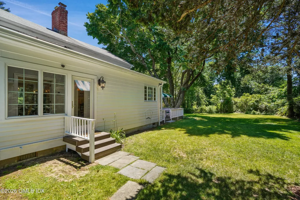 137 Sturges Ridge Road Wilton CT 06897