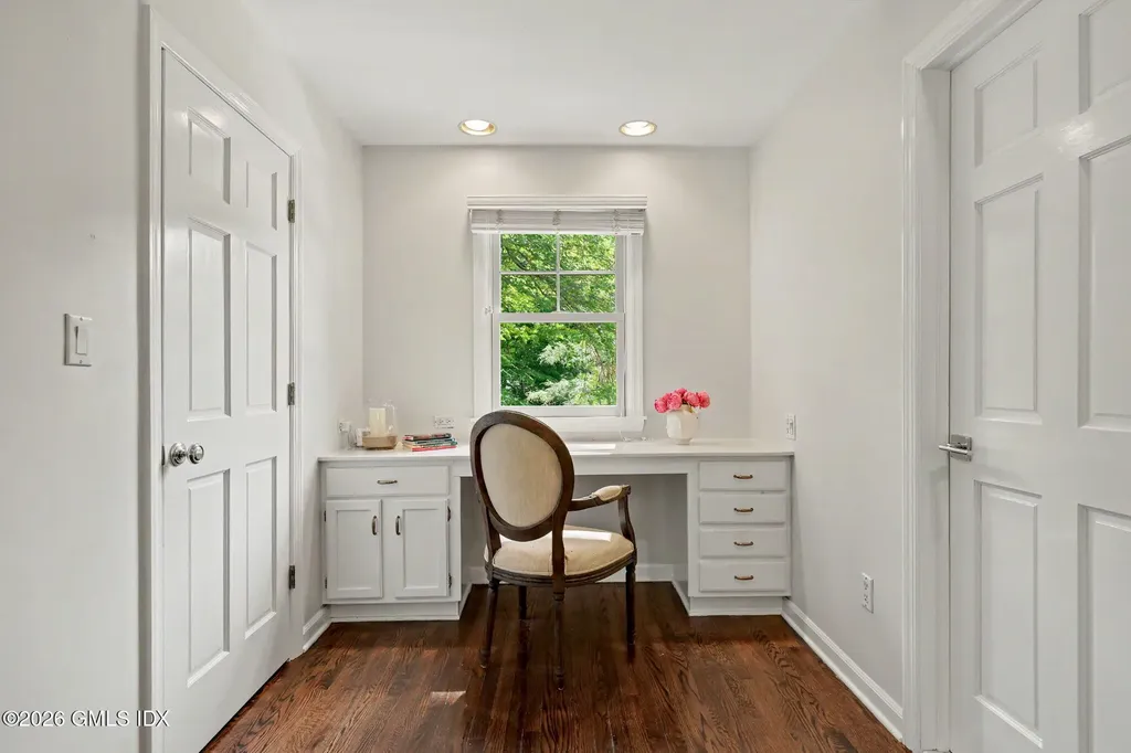 11 Butternut Hollow Road Greenwich CT 06830