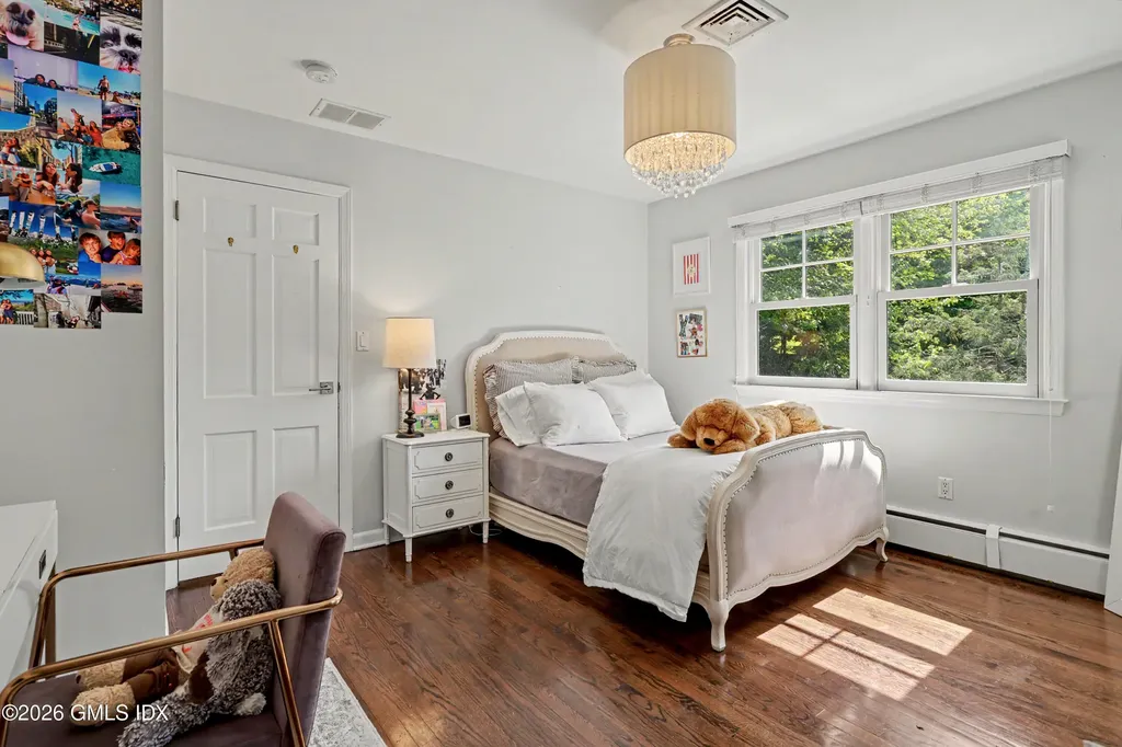 11 Butternut Hollow Road Greenwich CT 06830