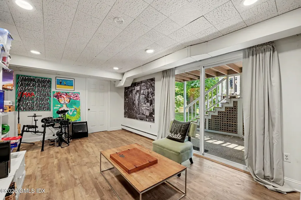 11 Butternut Hollow Road Greenwich CT 06830