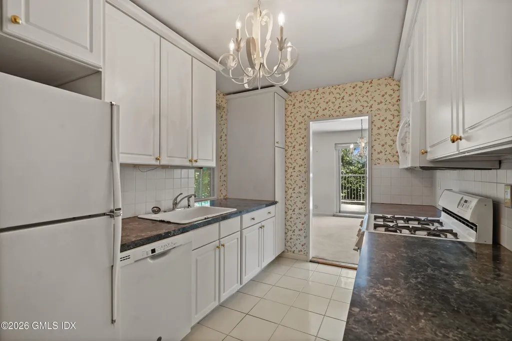 1 Putnam Hill Greenwich CT 06830