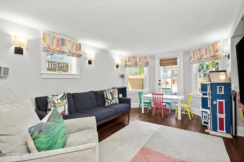 5 Old Kings Highway Old Greenwich CT 06870