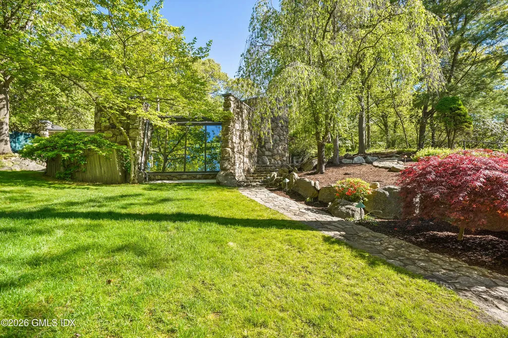 35 Wilshire Road Greenwich CT 06831