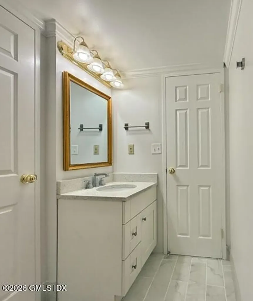 127 Greyrock Place Stamford CT 06901