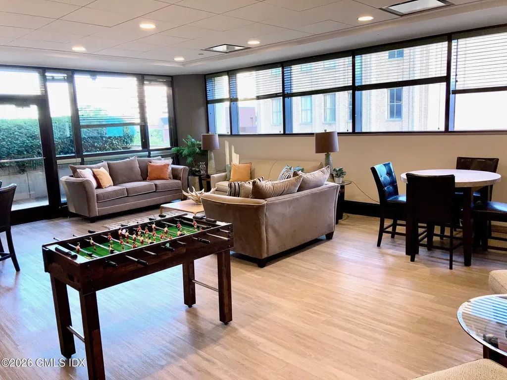127 Greyrock Place Stamford CT 06901