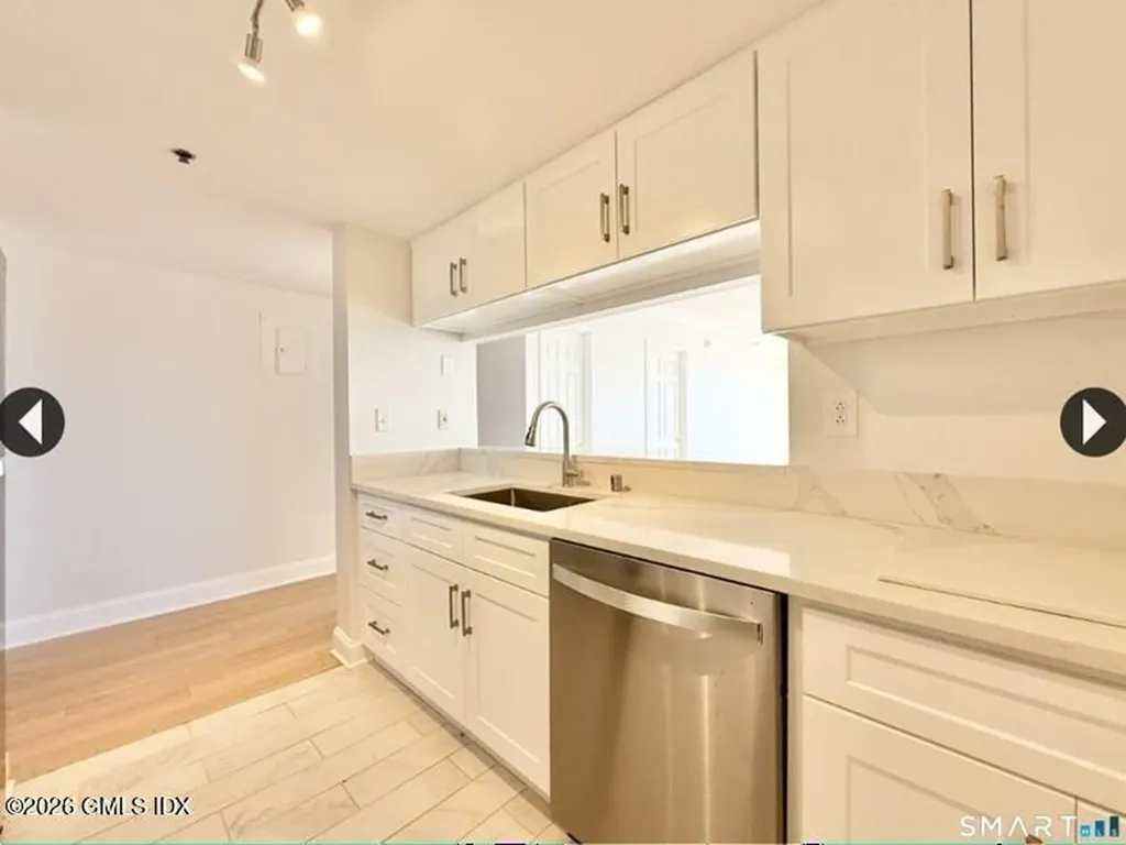 127 Greyrock Place Stamford CT 06901