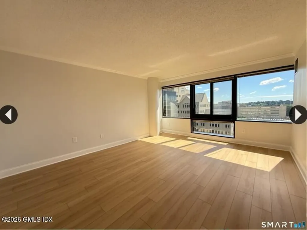 127 Greyrock Place Stamford CT 06901