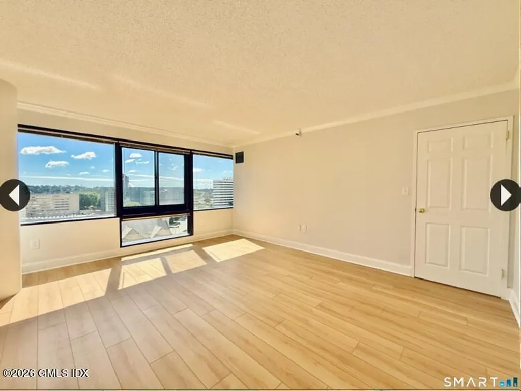 127 Greyrock Place Stamford CT 06901