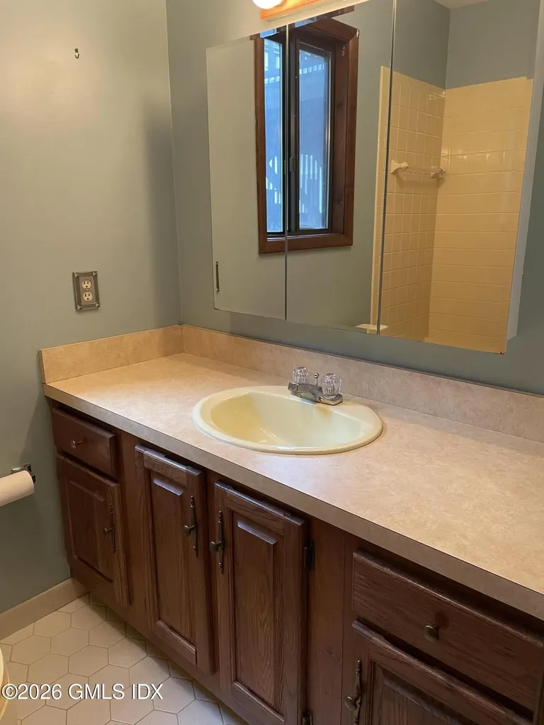 21 Windsor Lane Cos Cob CT 06807