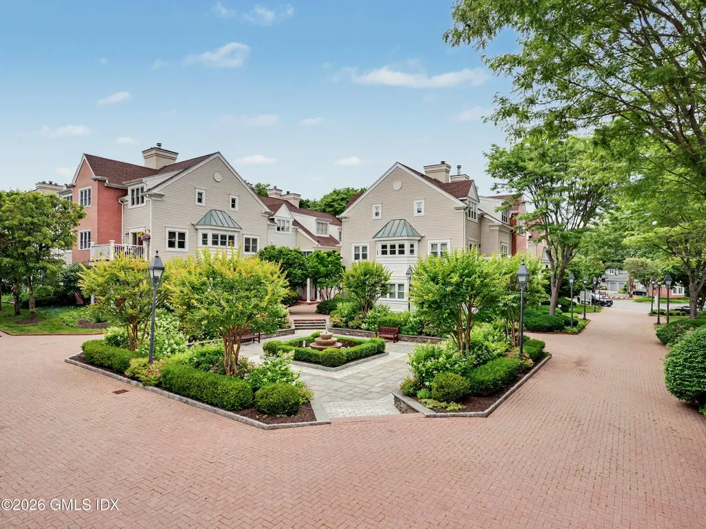 51 Forest Avenue Old Greenwich CT 06870