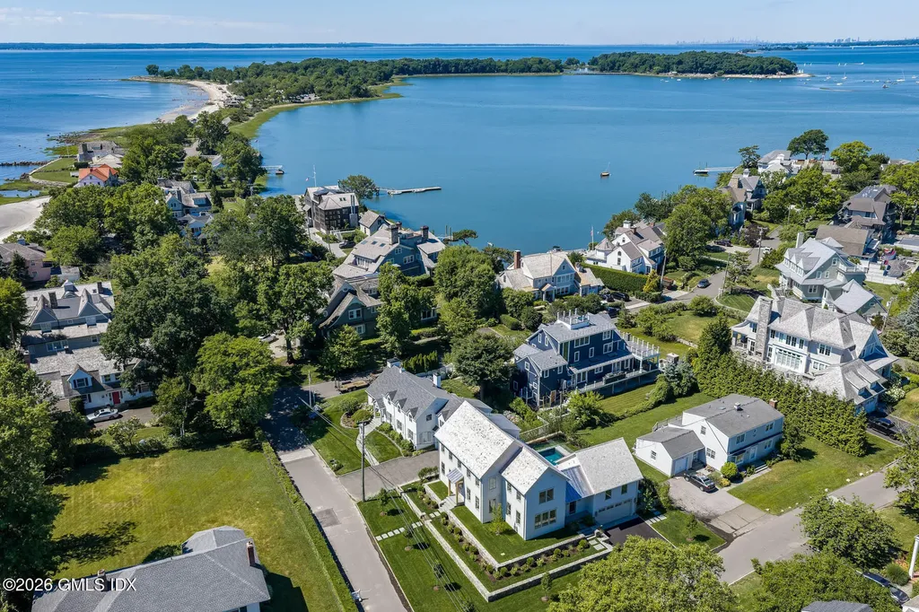 25 Cove Road Old Greenwich CT 06870