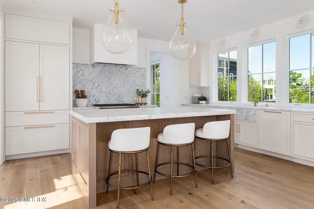 25 Cove Road Old Greenwich CT 06870