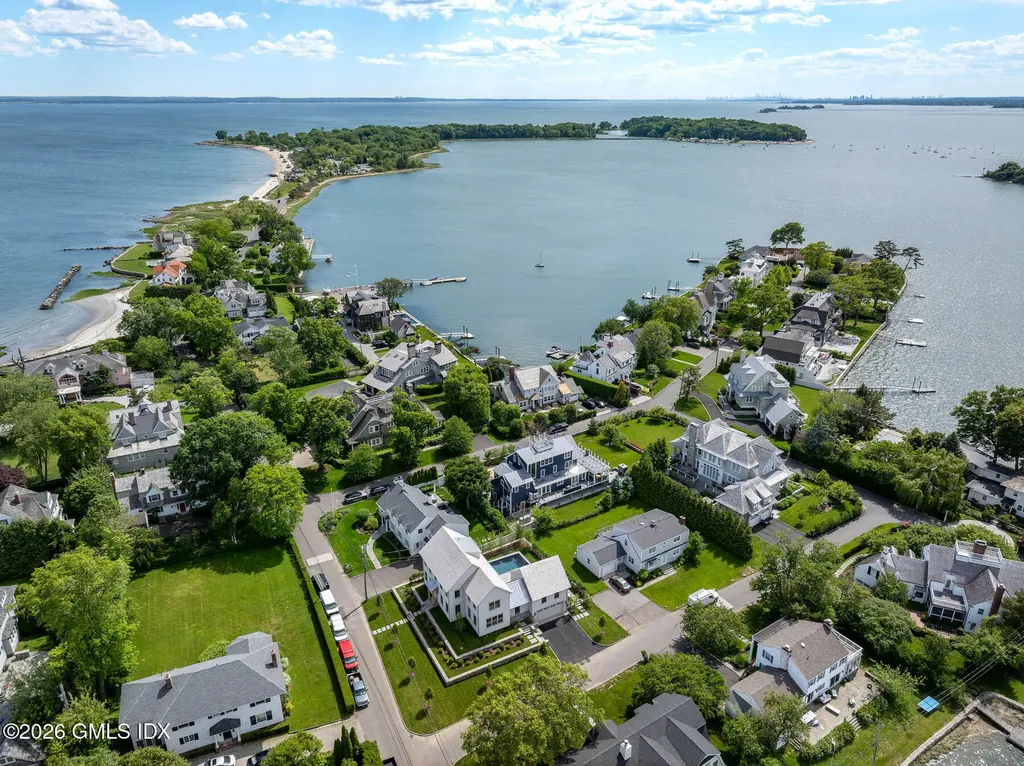 25 Cove Road Old Greenwich CT 06870