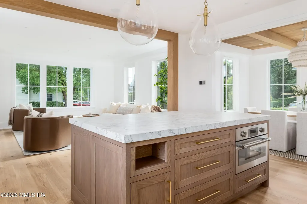 25 Cove Road Old Greenwich CT 06870