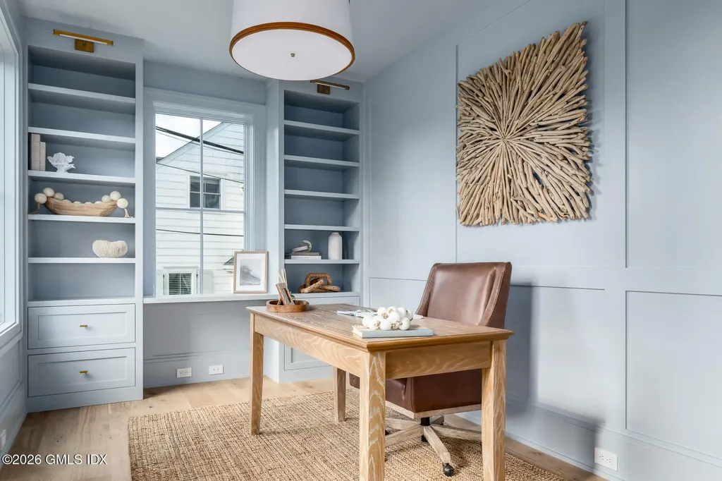25 Cove Road Old Greenwich CT 06870