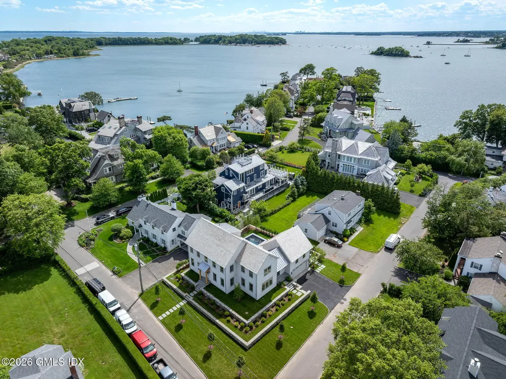 25 Cove Road Old Greenwich CT 06870