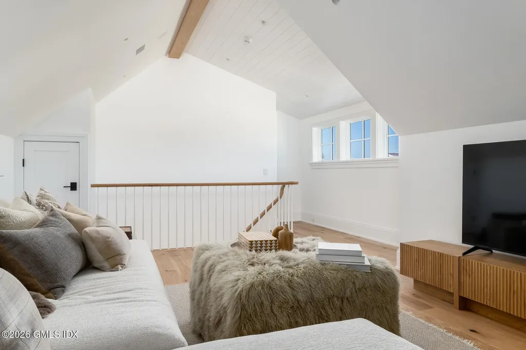 25 Cove Road Old Greenwich CT 06870