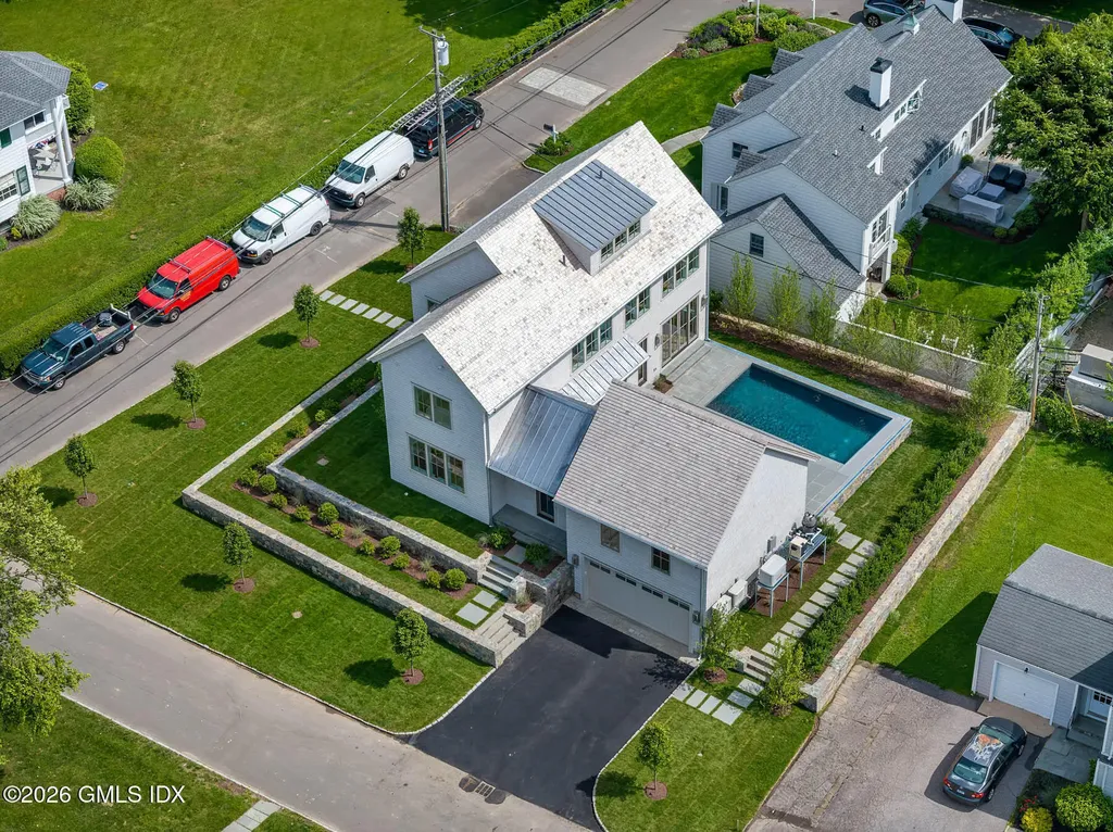 25 Cove Road Old Greenwich CT 06870