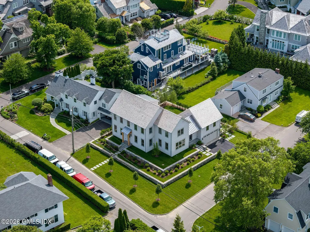 25 Cove Road Old Greenwich CT 06870