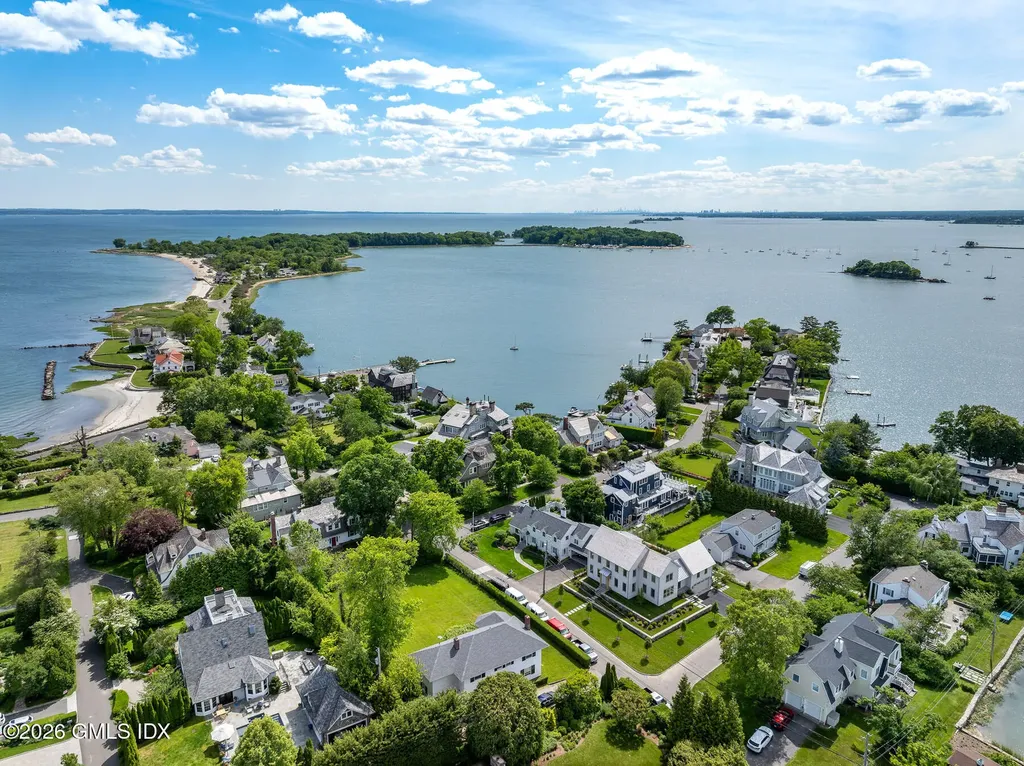 25 Cove Road Old Greenwich CT 06870