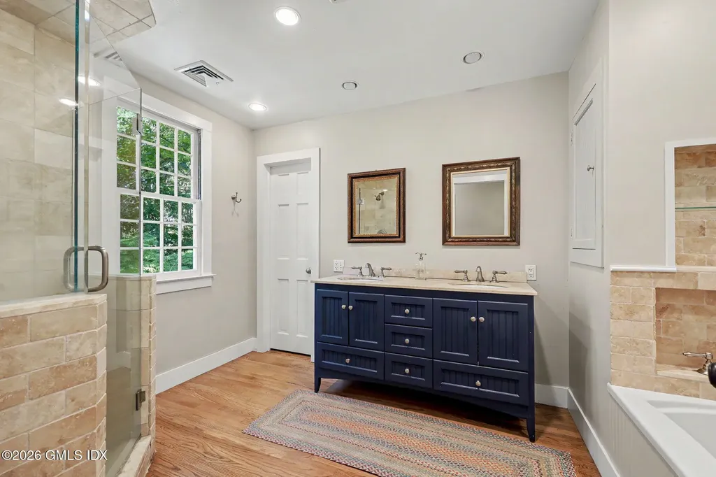 993 Lake Avenue Greenwich CT 06831