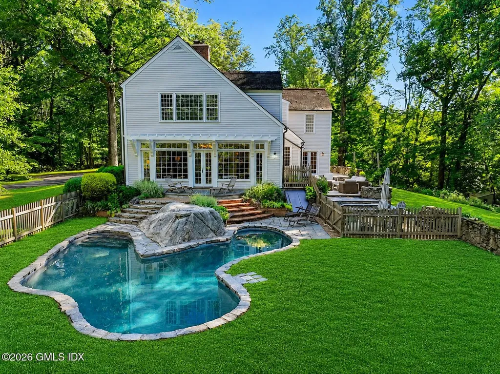 993 Lake Avenue Greenwich CT 06831
