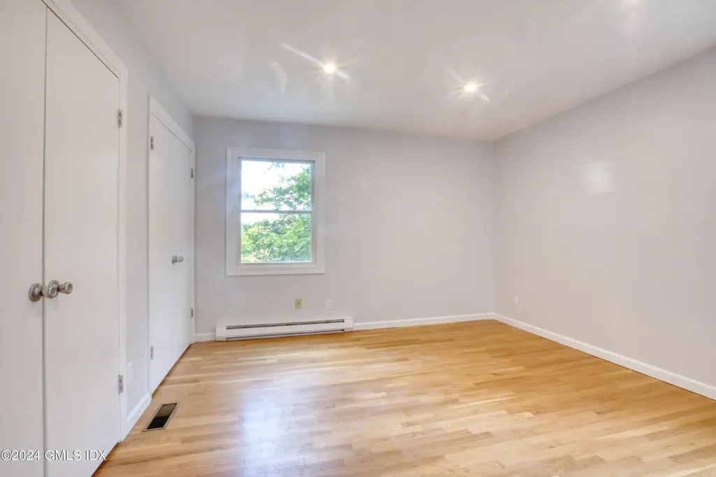 8 Ridge Place Greenwich CT 06831