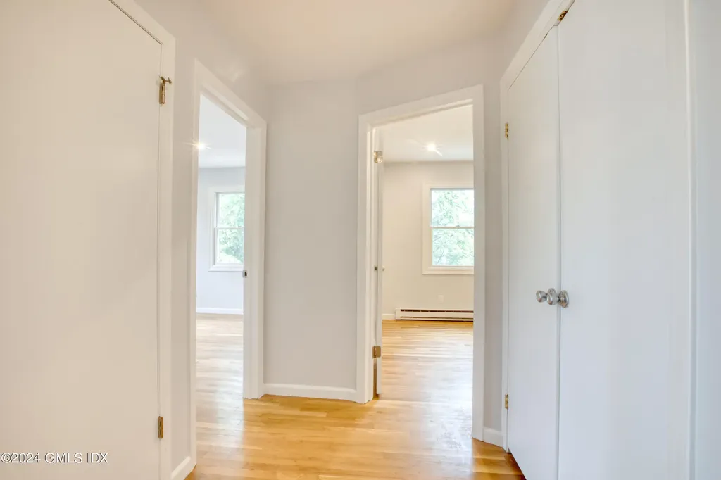 8 Ridge Place Greenwich CT 06831