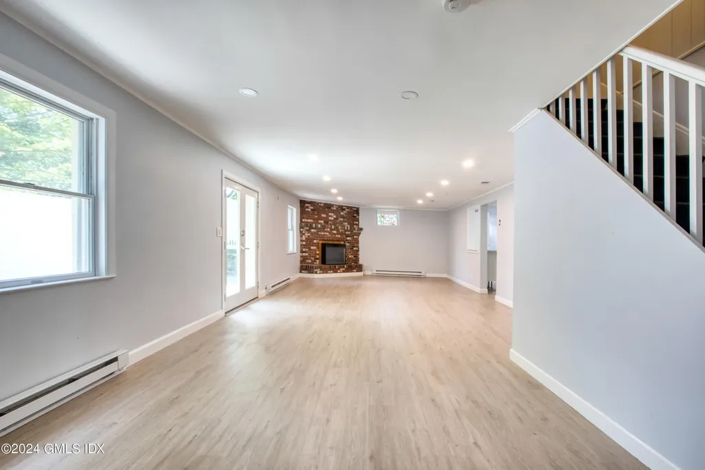 8 Ridge Place Greenwich CT 06831