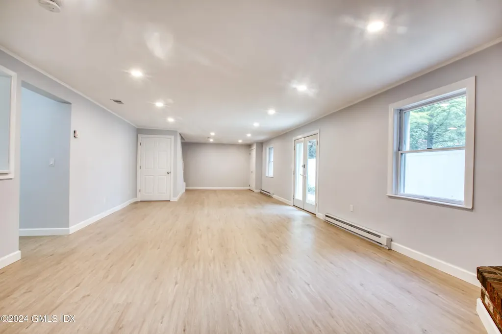 8 Ridge Place Greenwich CT 06831