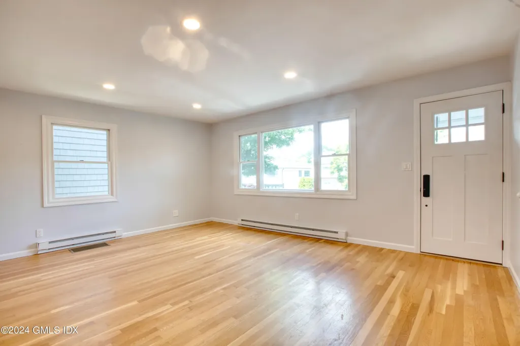 8 Ridge Place Greenwich CT 06831