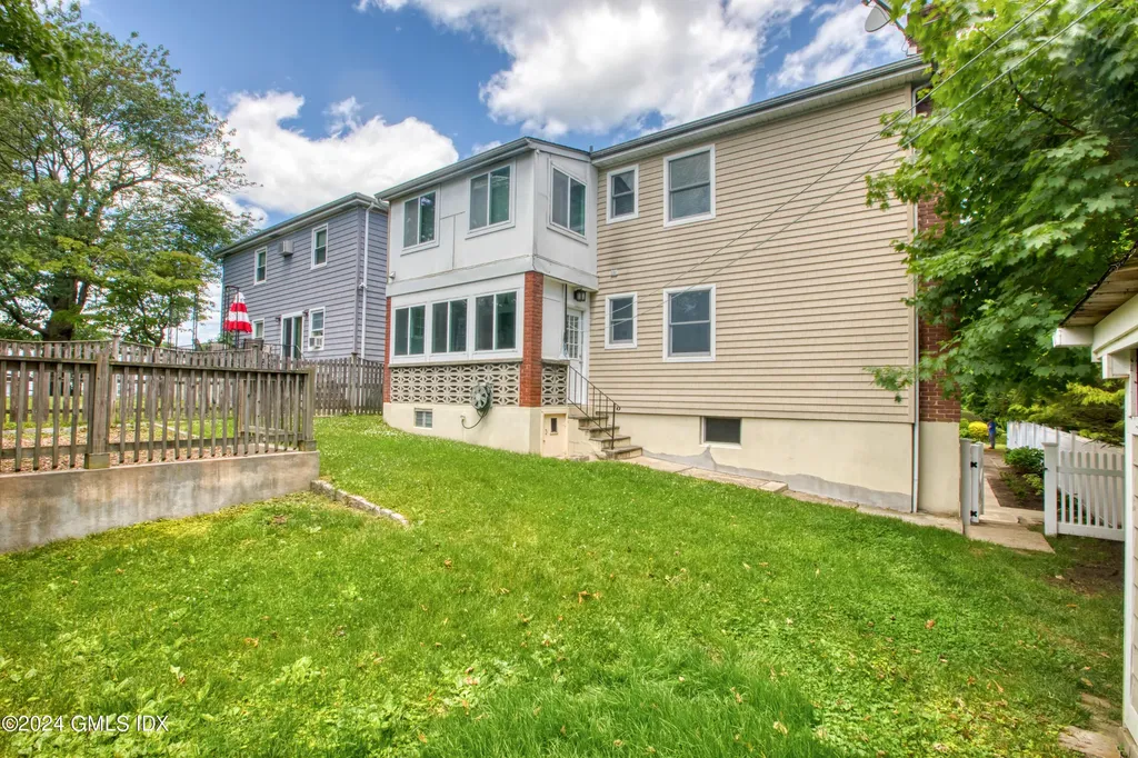 8 Ridge Place Greenwich CT 06831