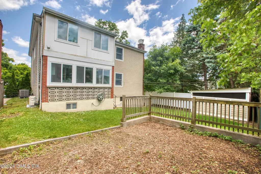 8 Ridge Place Greenwich CT 06831