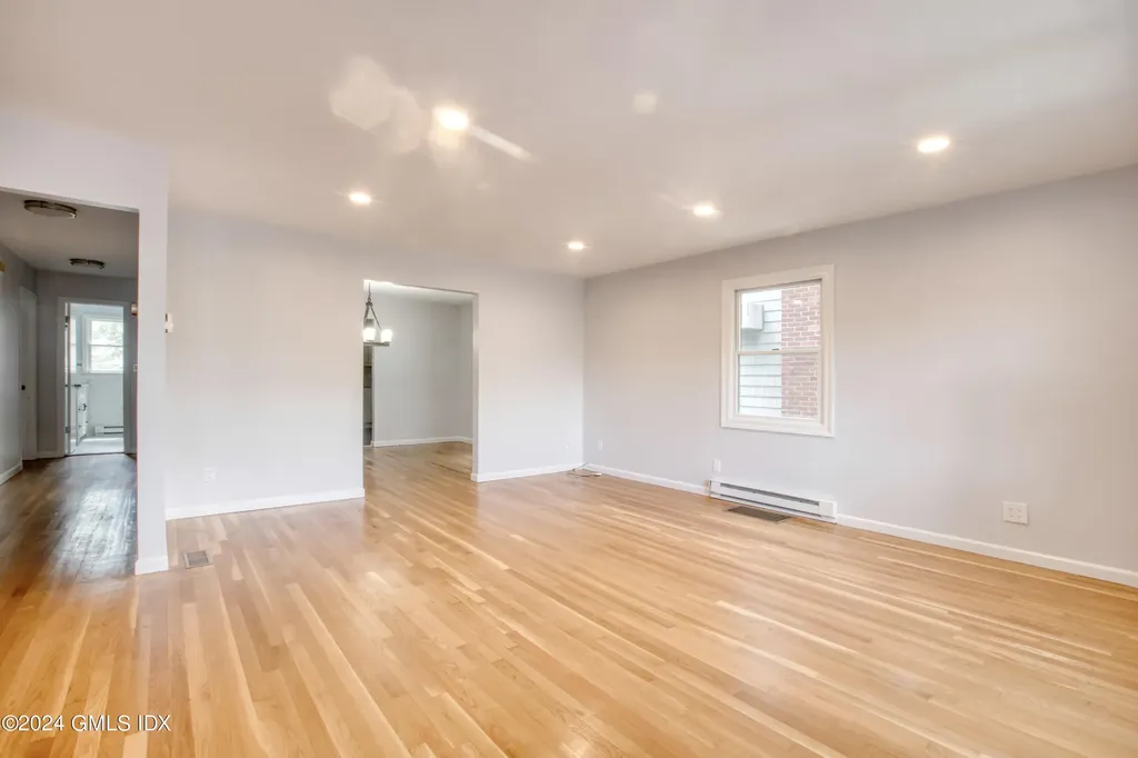 8 Ridge Place Greenwich CT 06831