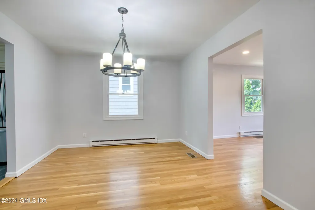8 Ridge Place Greenwich CT 06831