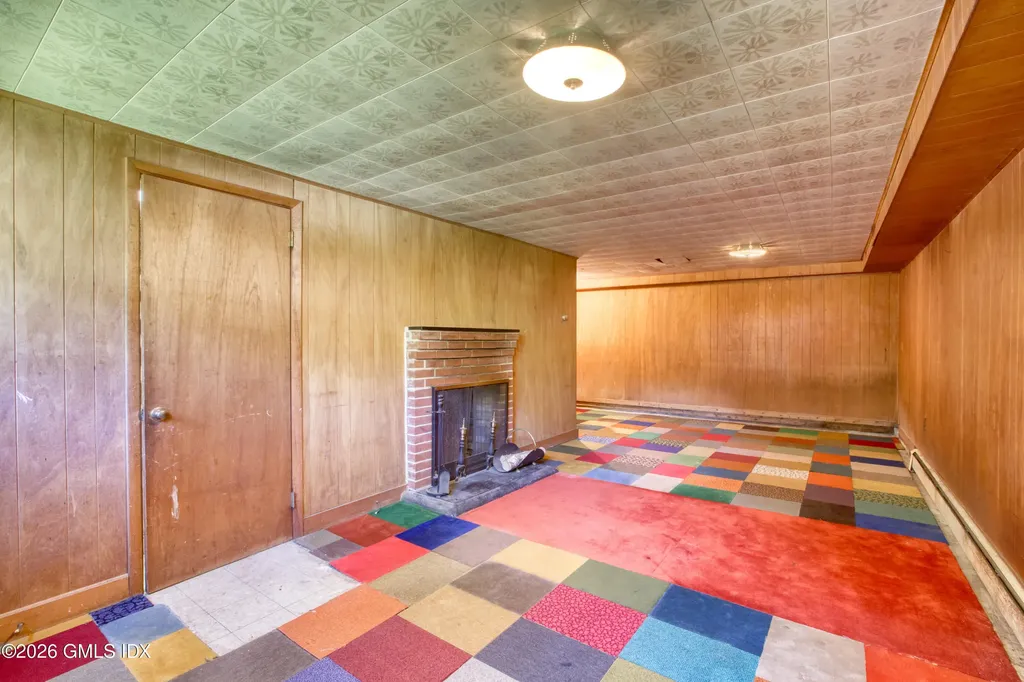 1 Pilgrim Drive Greenwich CT 06831