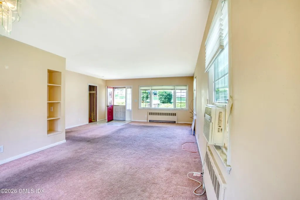 1 Pilgrim Drive Greenwich CT 06831