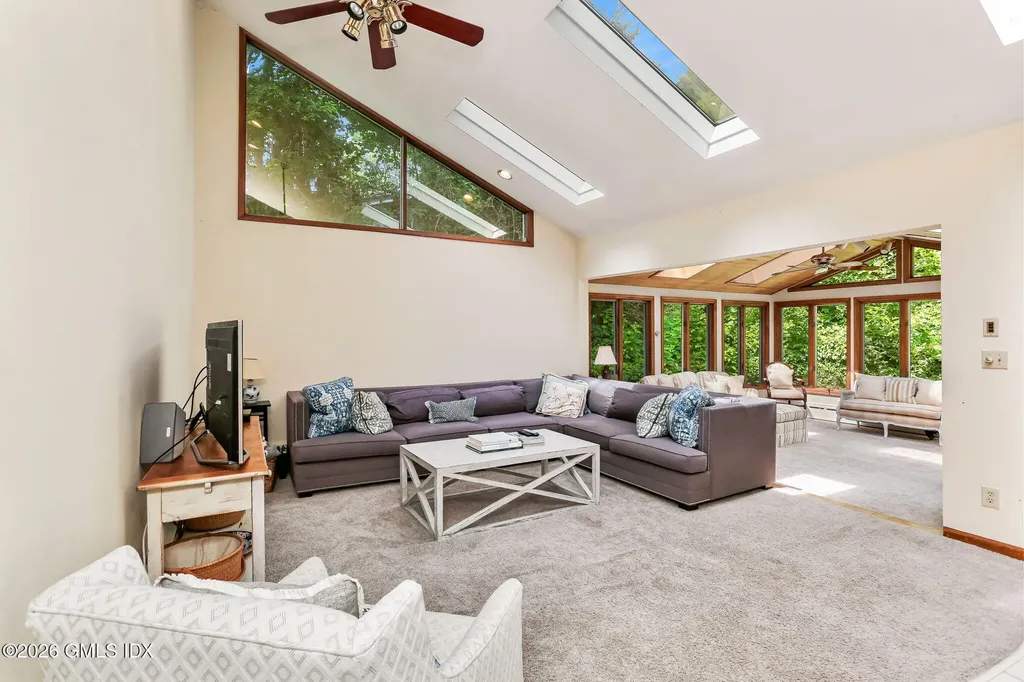 58 Arch Street Riverside CT 06878