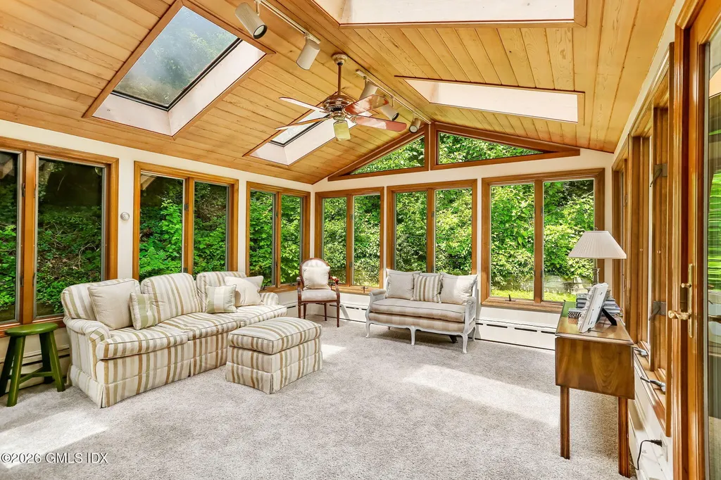 58 Arch Street Riverside CT 06878