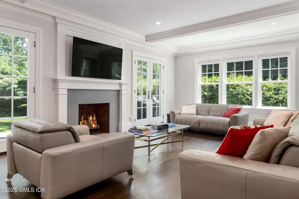 16 Annjim Drive Greenwich CT 06830