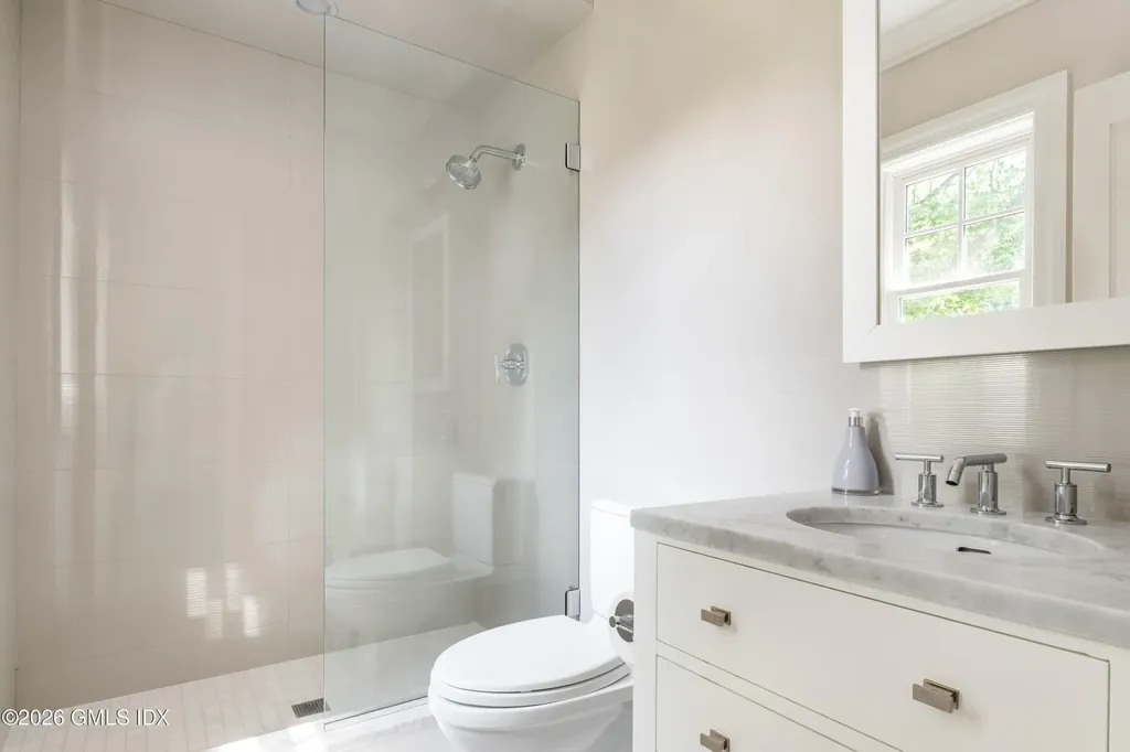 16 Annjim Drive Greenwich CT 06830