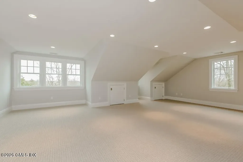 16 Annjim Drive Greenwich CT 06830
