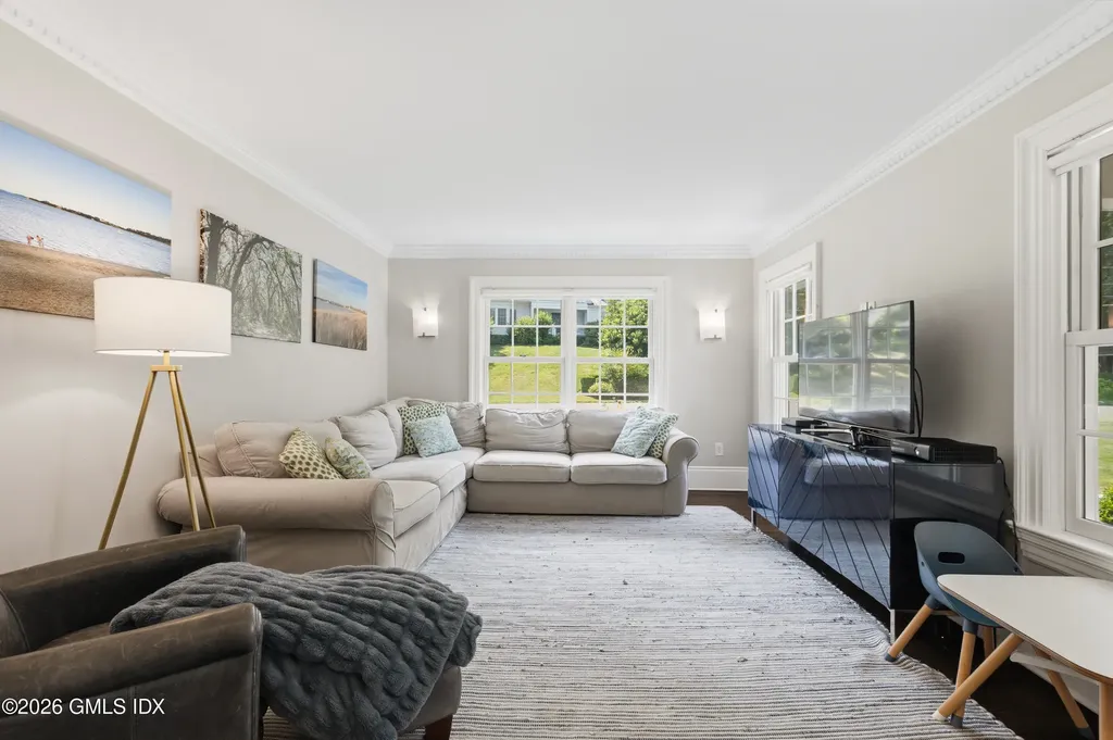 16 Ridgebrook Road Greenwich CT 06830