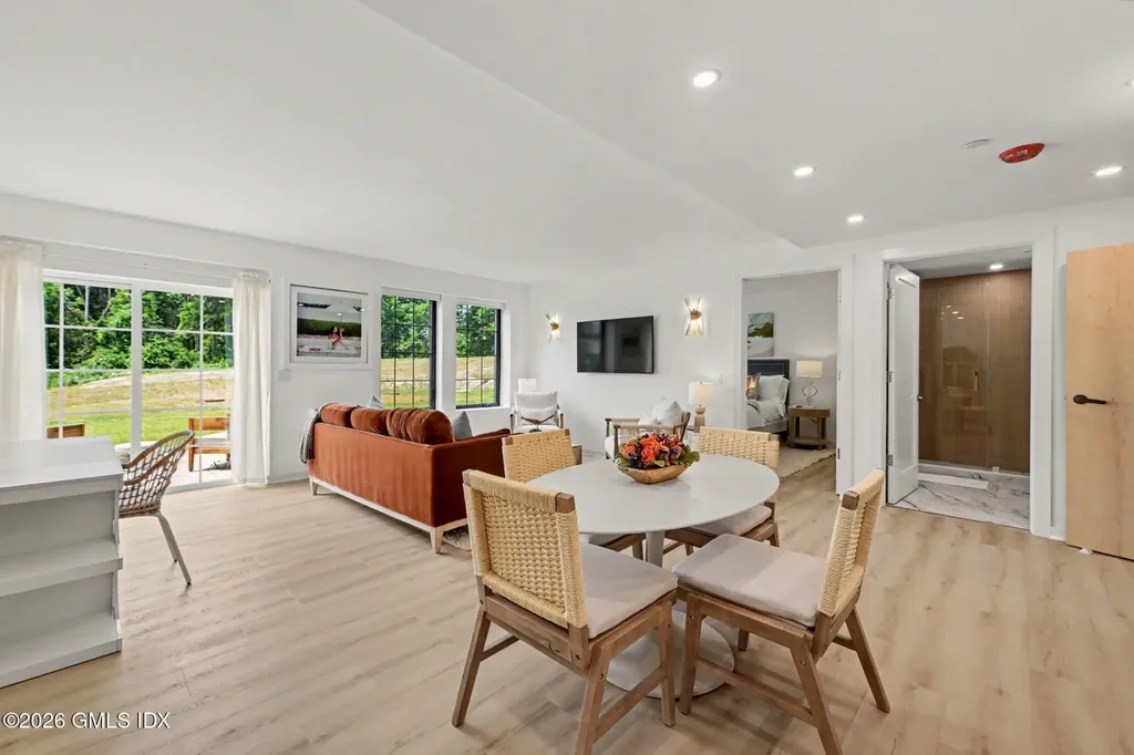 1188 King Street Greenwich CT 06831